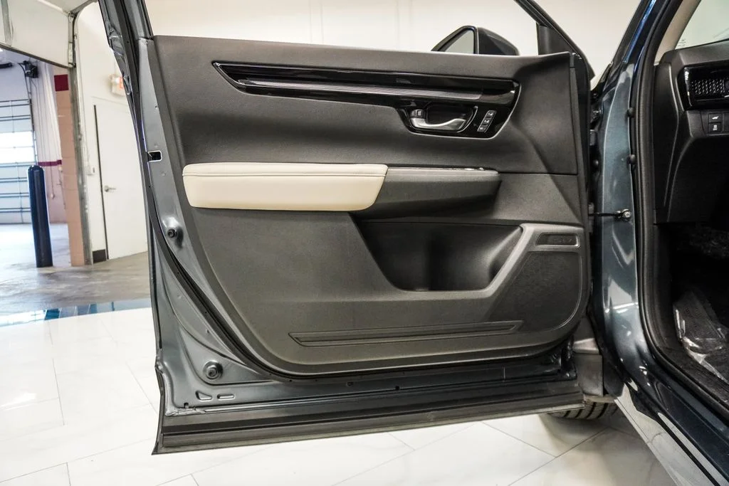 Used 2024 Gray Honda EX-L image 21