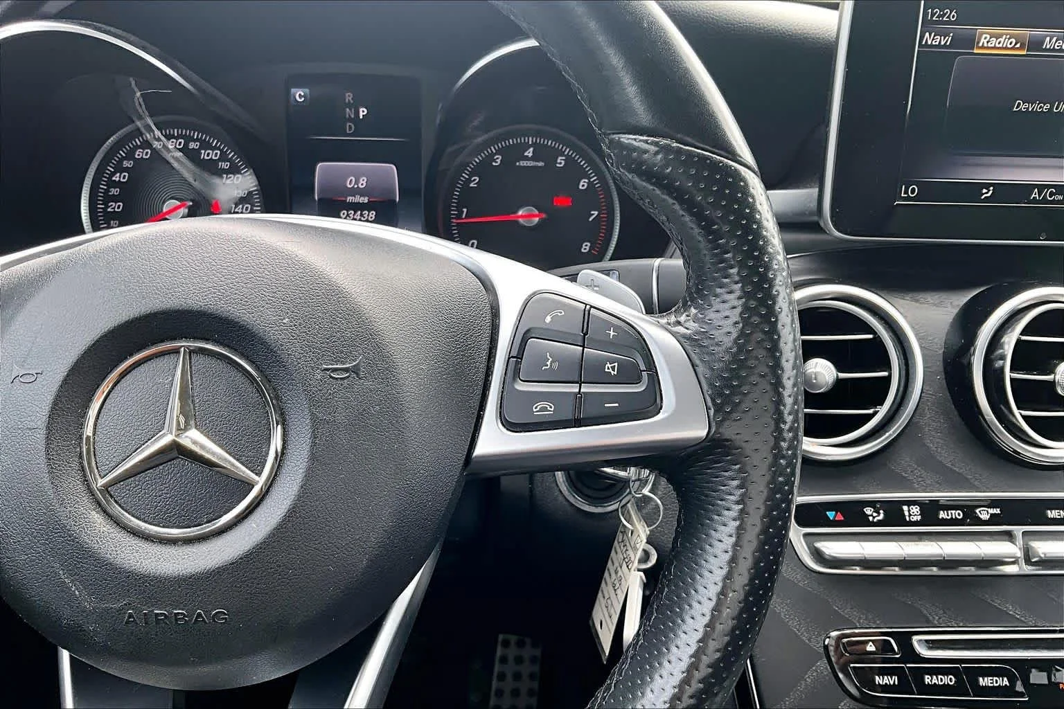 Used 2018 Iridium Silver Metallic Mercedes-Benz GLC 300 image 25