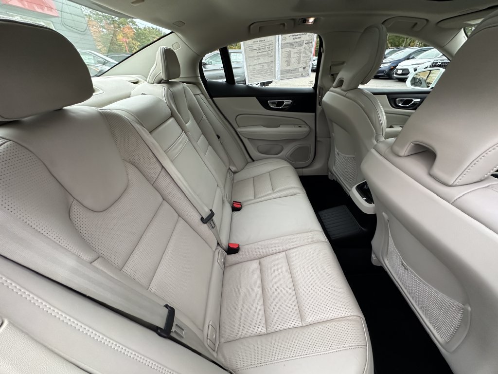 2019 Volvo S60 Inscription - Photo 24