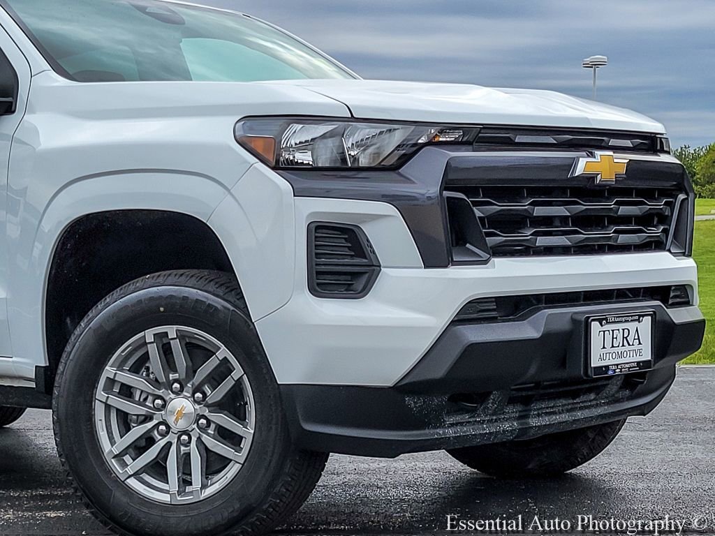 2026 Chevrolet Colorado LT - Photo 2