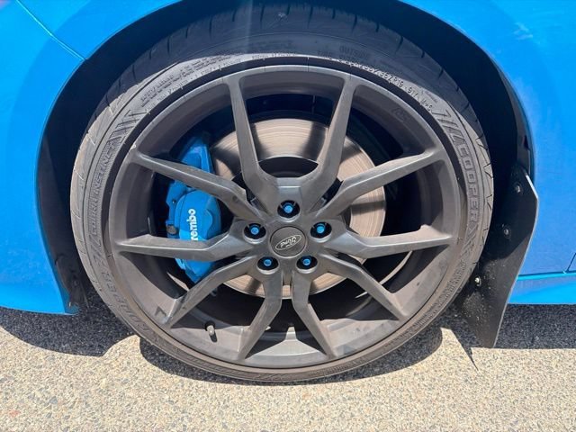 Used 2017 Nitrous Blue Ford RS image 12
