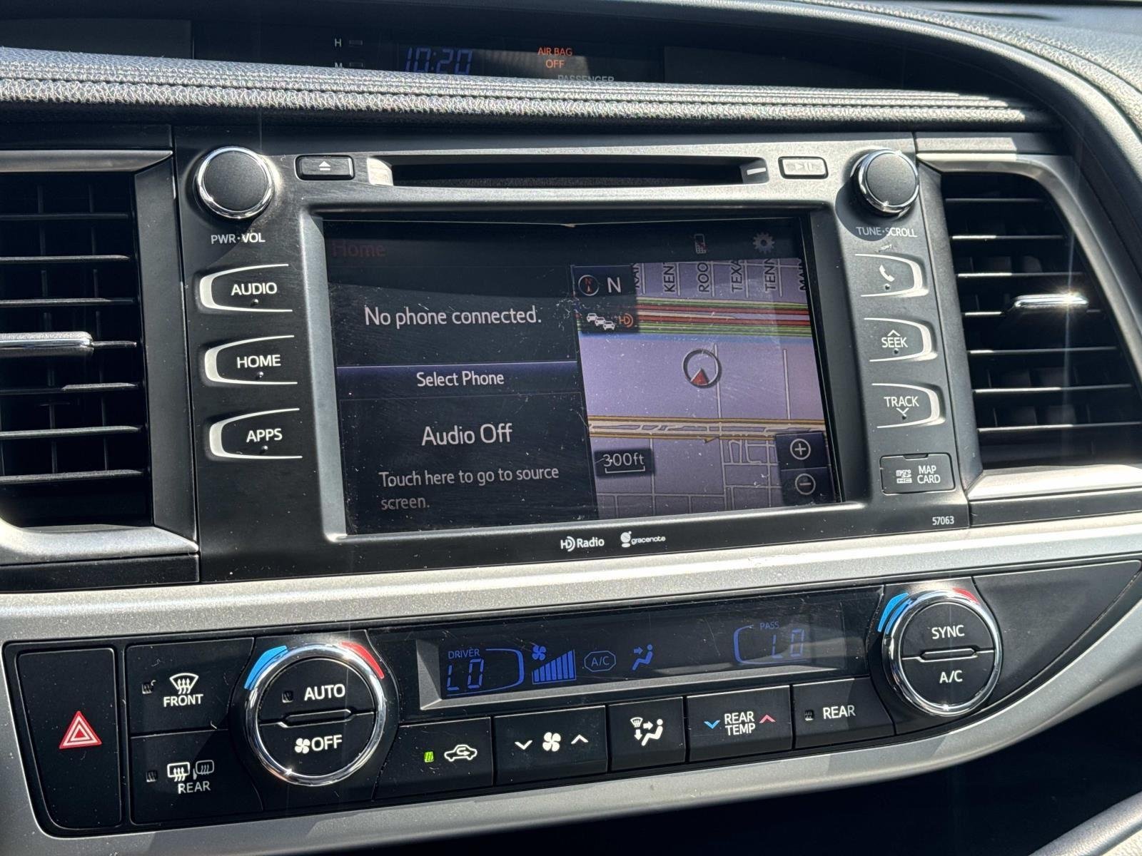 Used 2015 Predawn Gray Mica Toyota XLE image 25