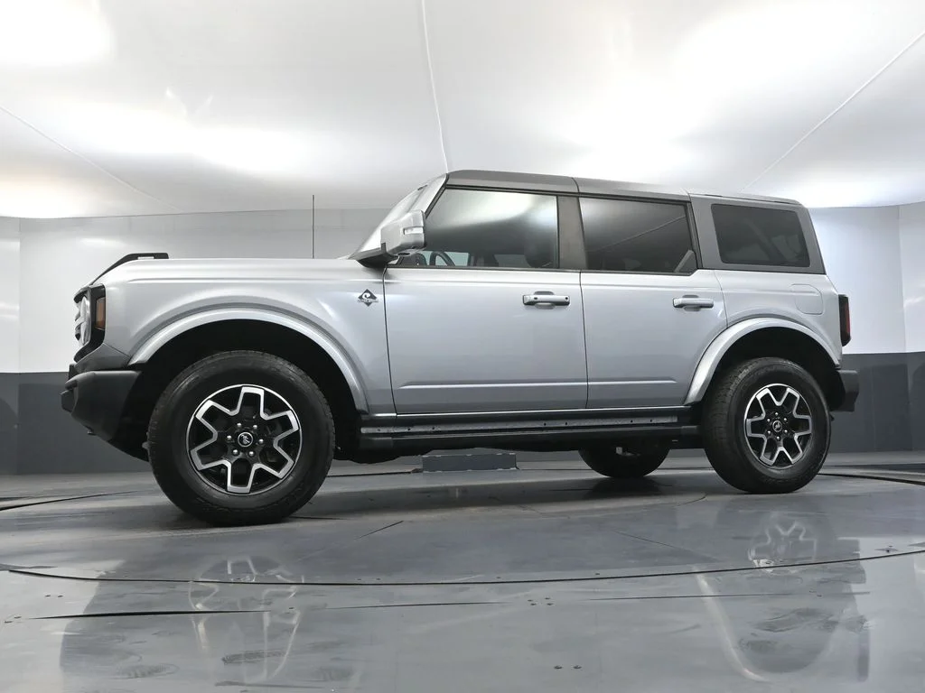 Certified Used 2023 Gray Ford Outer Banks image 54