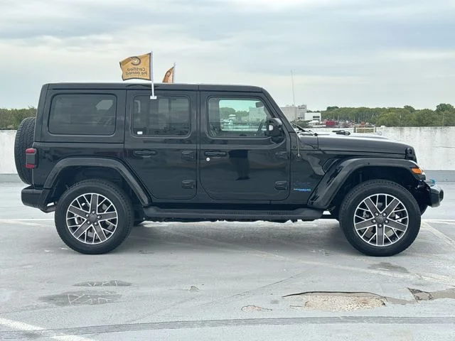 Certified Used 2022 Black Jeep Unlimited Sahara High Altitude 4xe image 9