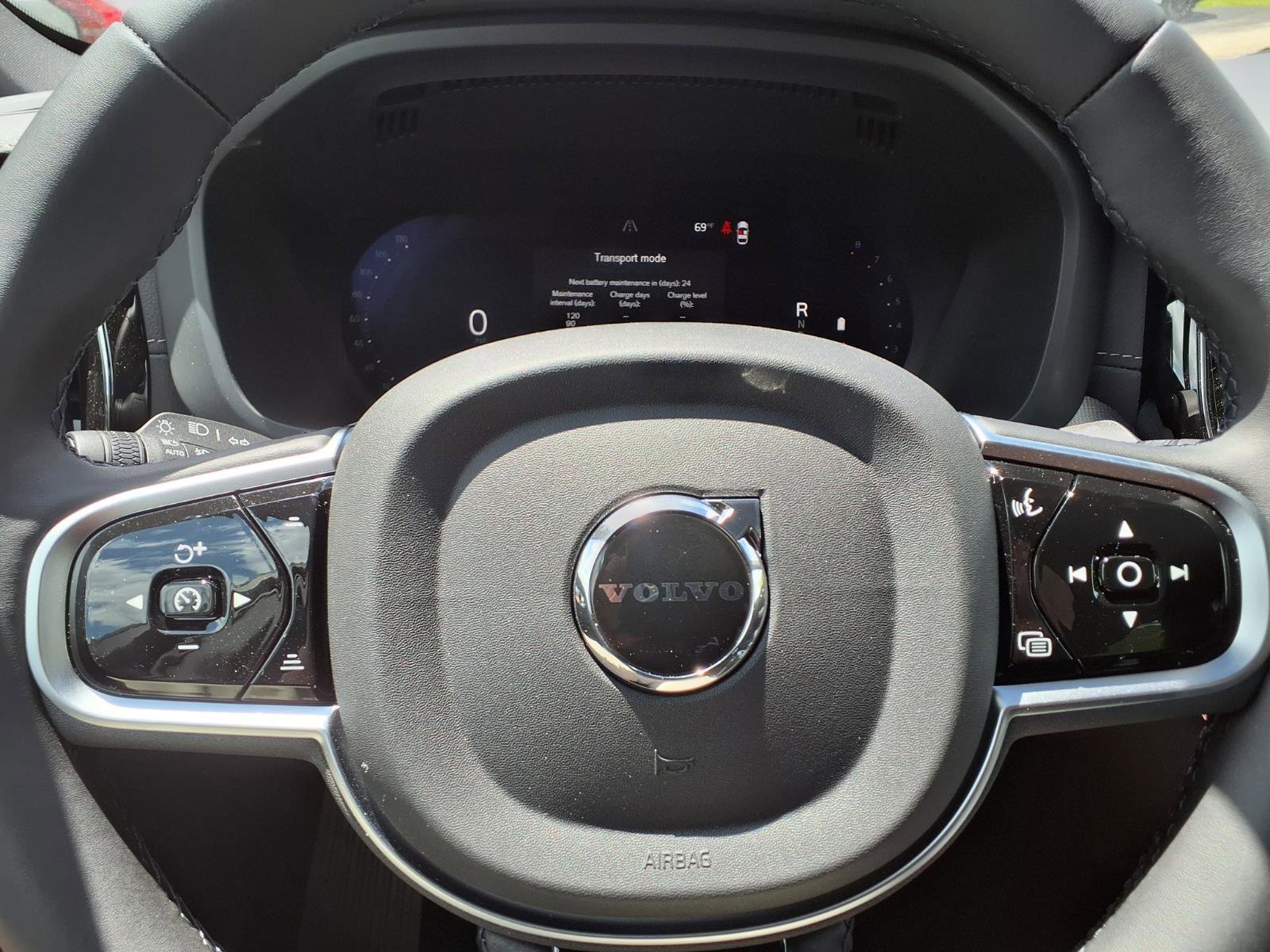 New 2026 Onyx Black Volvo Ultra image 11