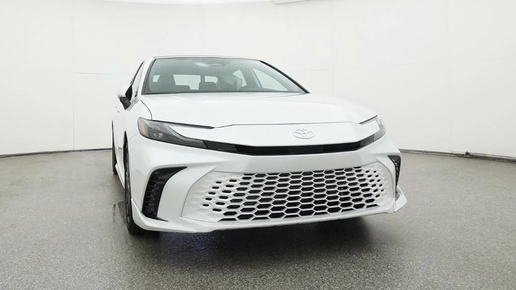 New 2026 Wind Chill Pearl Toyota XSE image 7