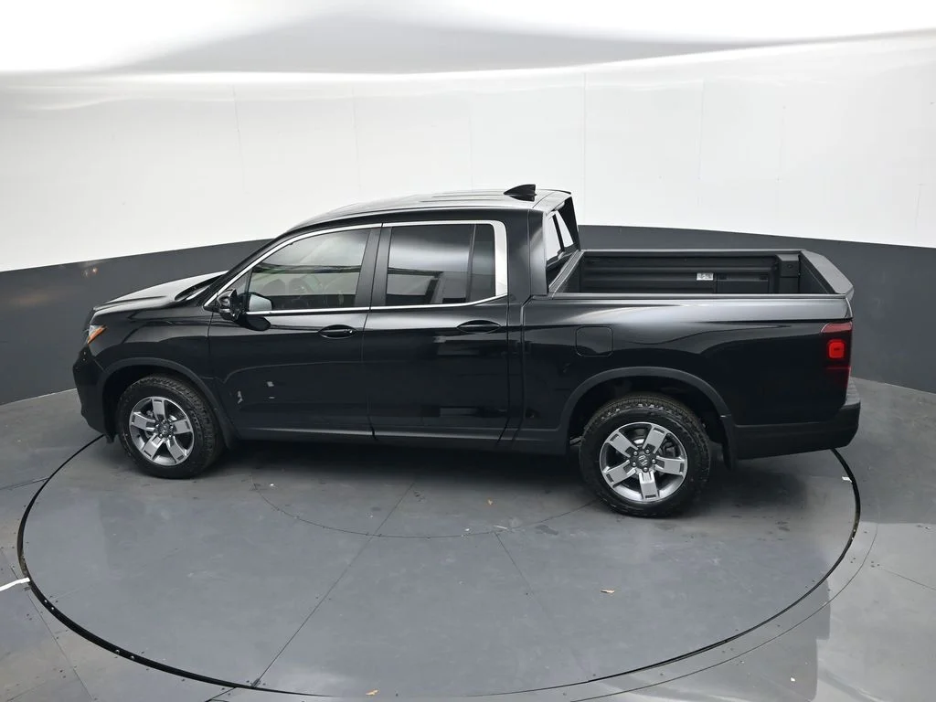 New 2026 Crystal Black Pearl Honda RTL image 23