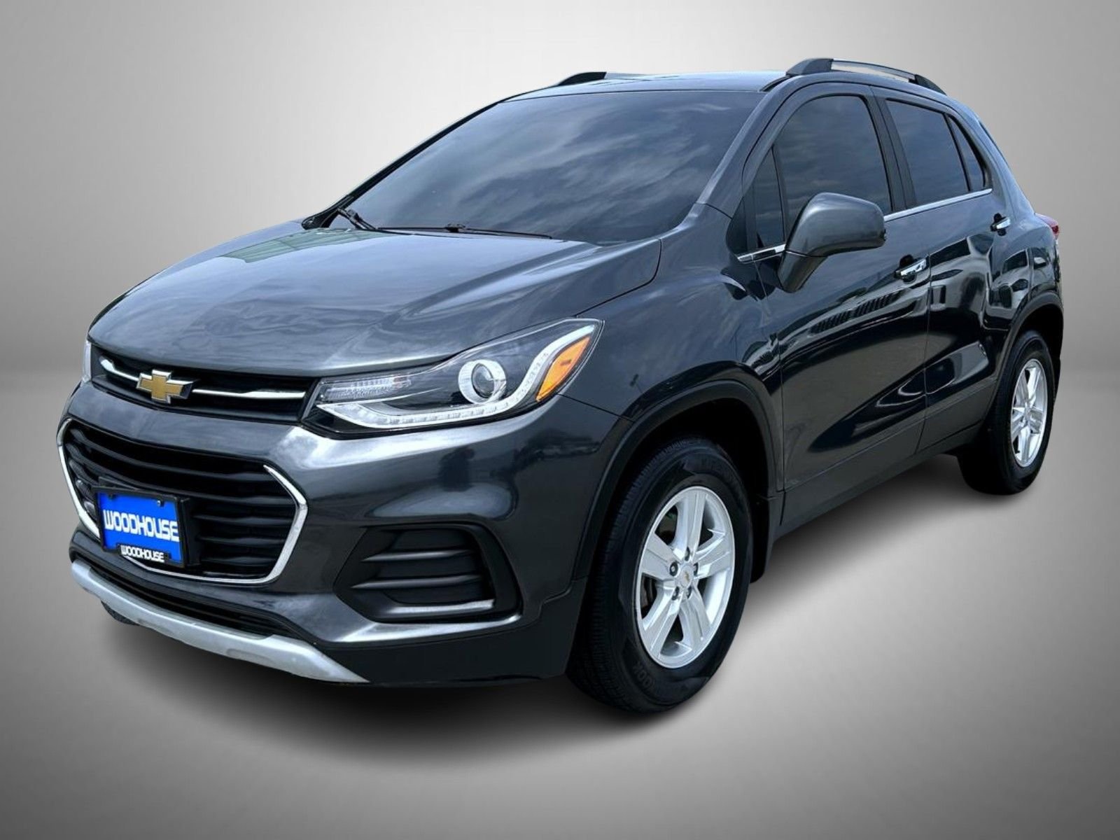 Used 2018 Gray Chevrolet LT image 1