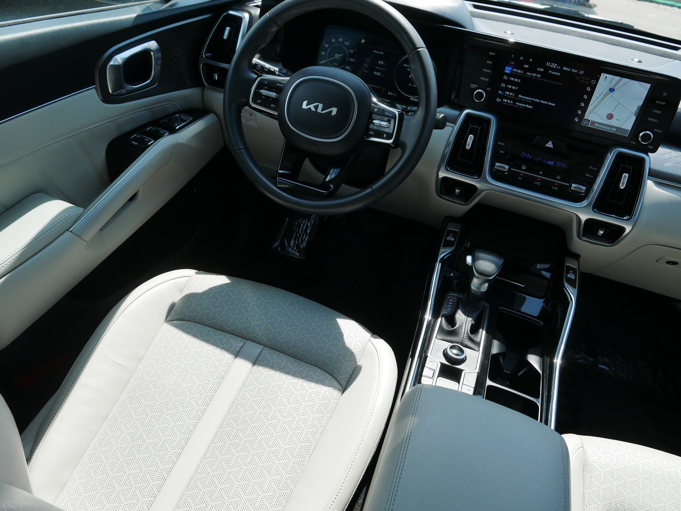 Certified Used 2023 Everlasting Silver Kia SX image 9