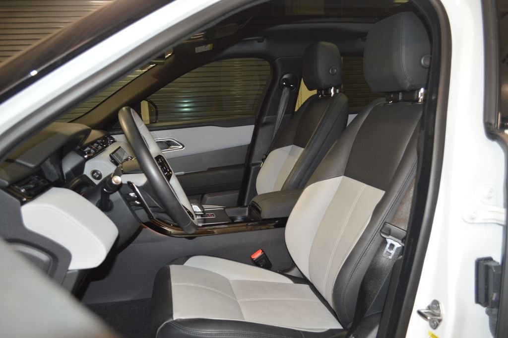 Used 2026 Fuji White Land Rover S image 16