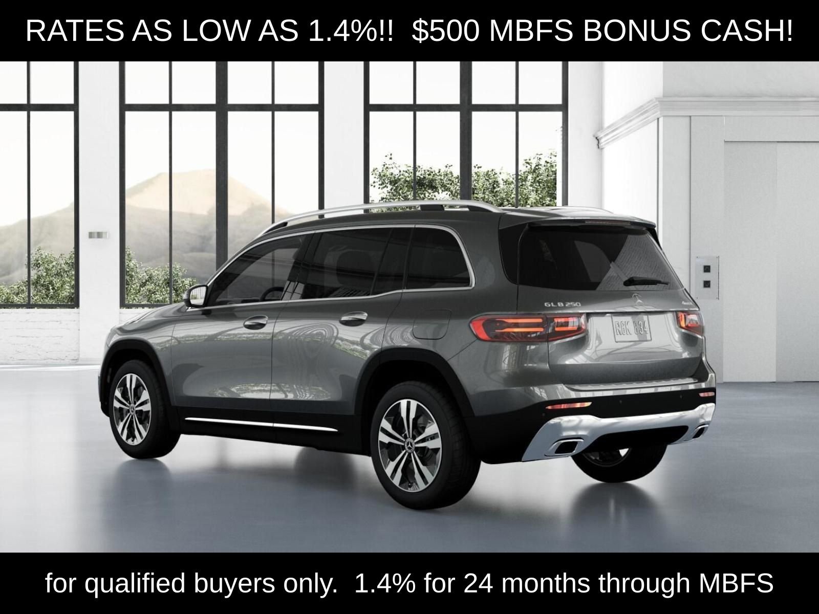 Used 2026 Mountain Grey Metallic Mercedes-Benz GLB 250 image 31
