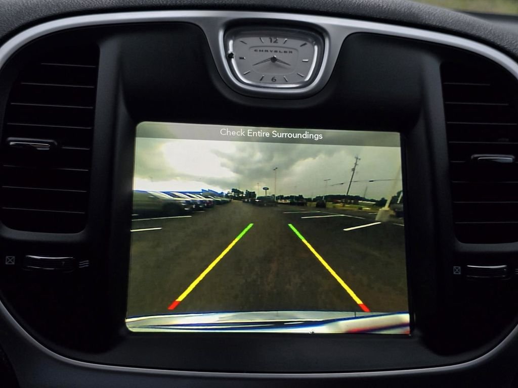 Used 2018 Gloss Black Chrysler Touring image 18