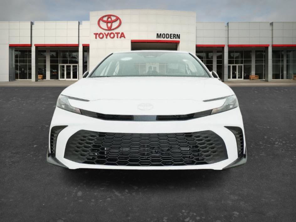 New 2026 Ice Cap Toyota SE image 3