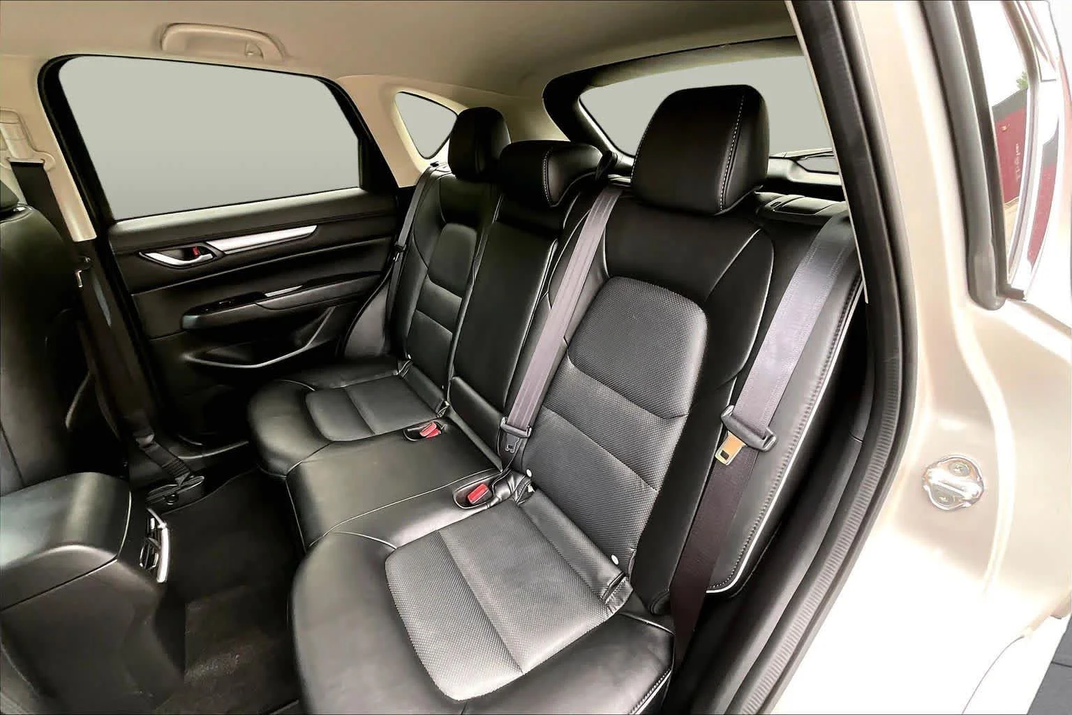 Used 2025 Platinum Quartz Metallic Mazda 2.5 S Select Package image 21