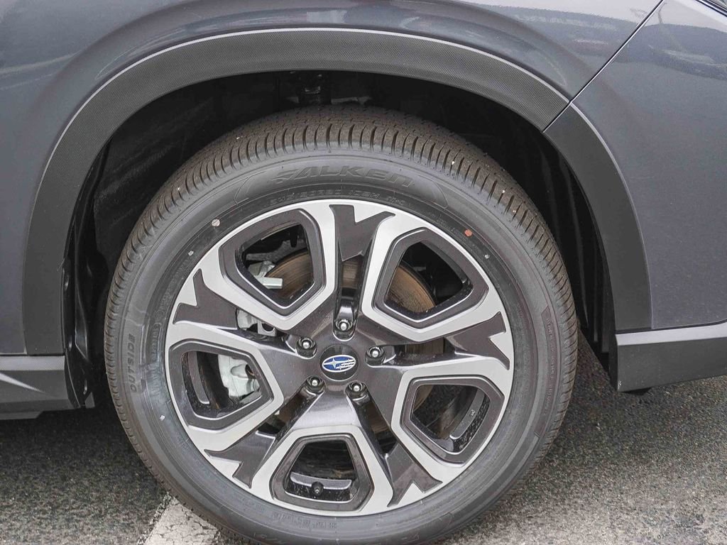 New 2026 MAGNETITE GRAY METALLIC Subaru Limited 7-Passenger image 9
