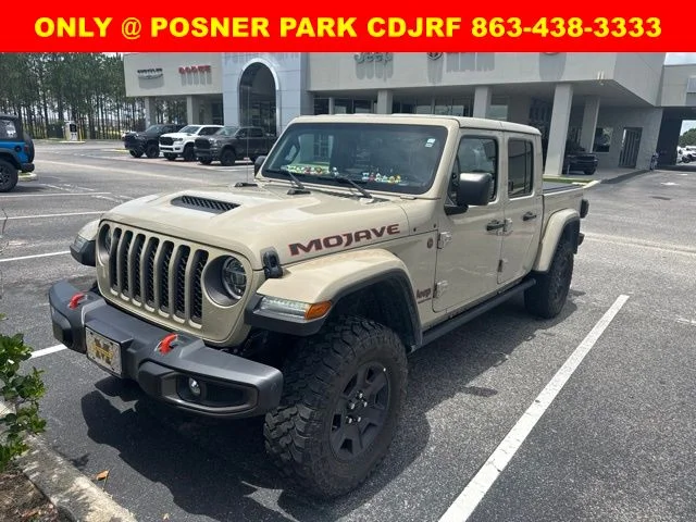 Used 2022  Jeep Mojave image 2