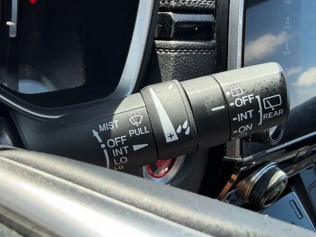Certified Used 2018 Gray Honda EX-L image 32