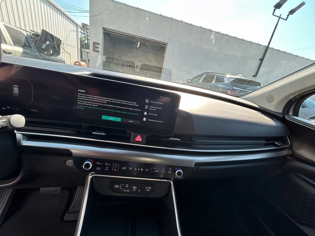 Used 2026  Kia  image 14