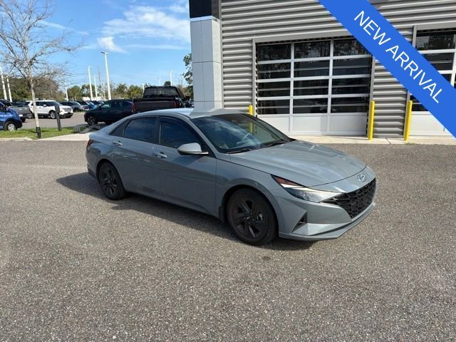 Certified Used 2022 Gray Hyundai SEL image 1