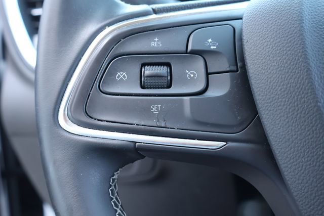 Used 2025 Summit White Buick Preferred image 26