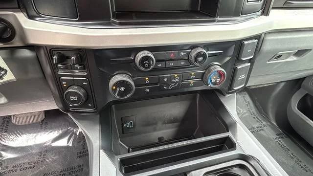 Used 2025  Ford XL image 29