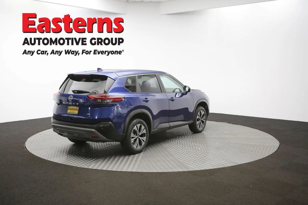 Used 2023 Blue Nissan SV image 39