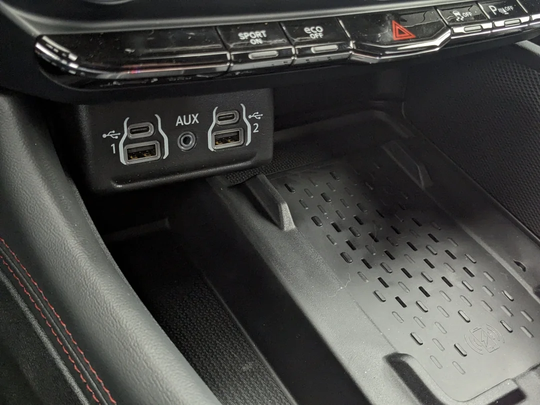 New 2026 Black Dodge GT HEMI V8 Plus - - AWD - Blacktop Package - 5.7L HEMI V8 - Adaptive Cruise Control & More! image 21