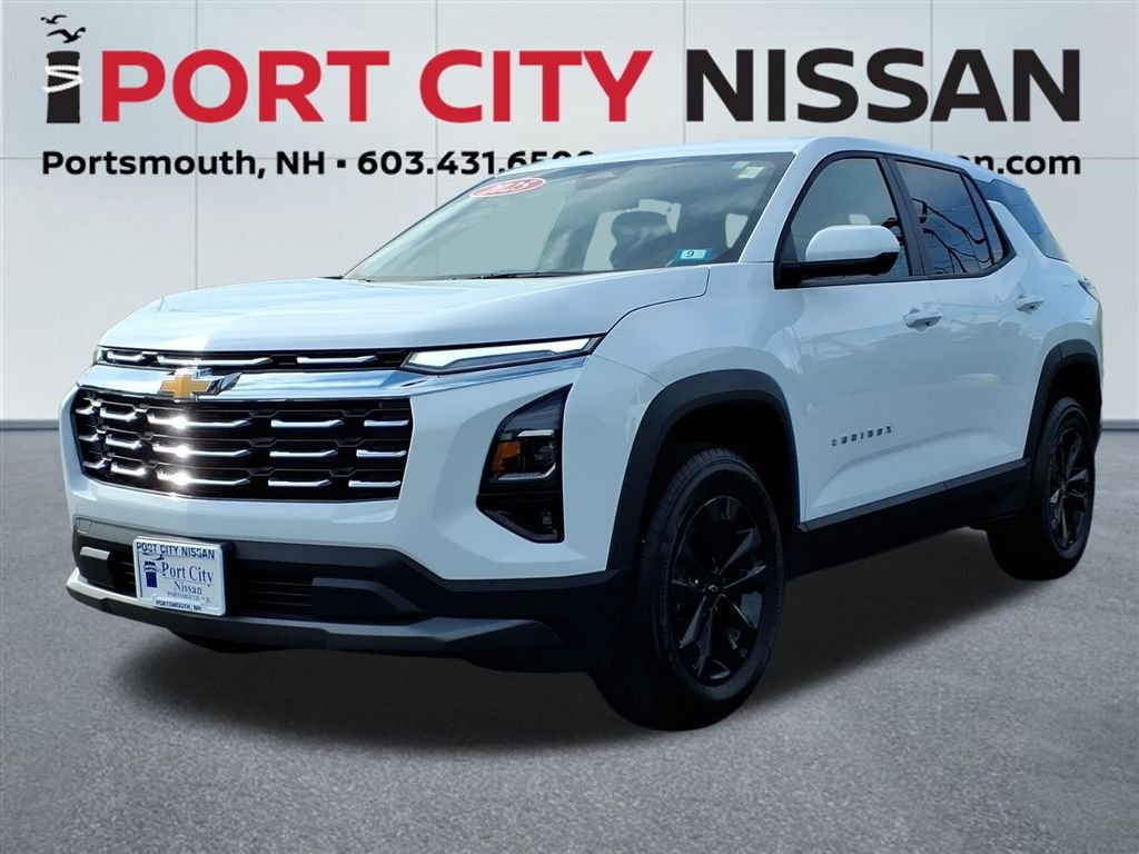 Used 2025 Summit White Chevrolet LT W/SAFETY & TECHNOLOGY PKG image 33