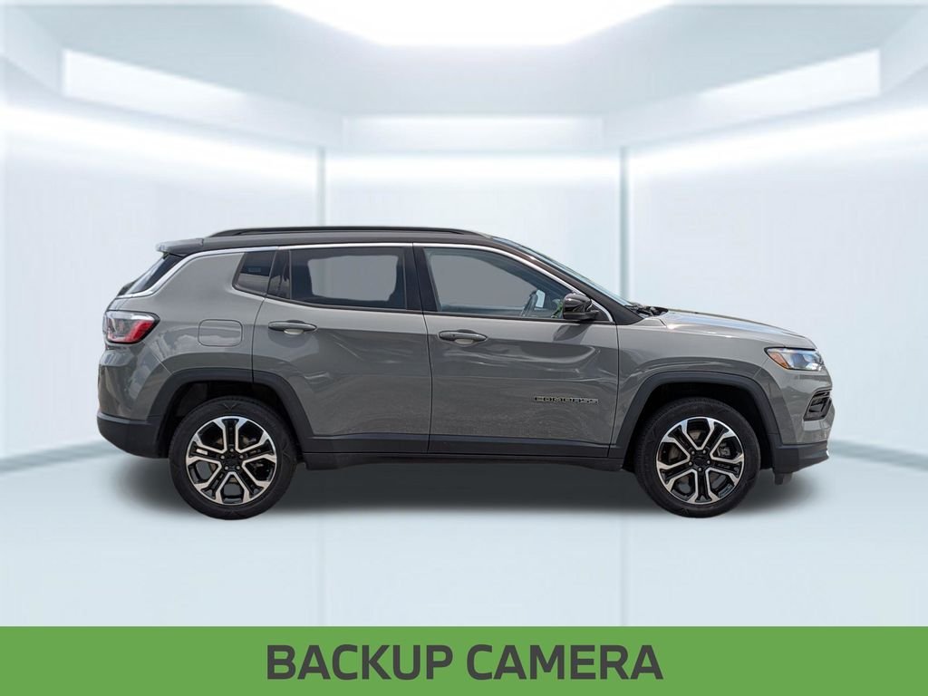 Used 2023 Gray Jeep Limited image 9