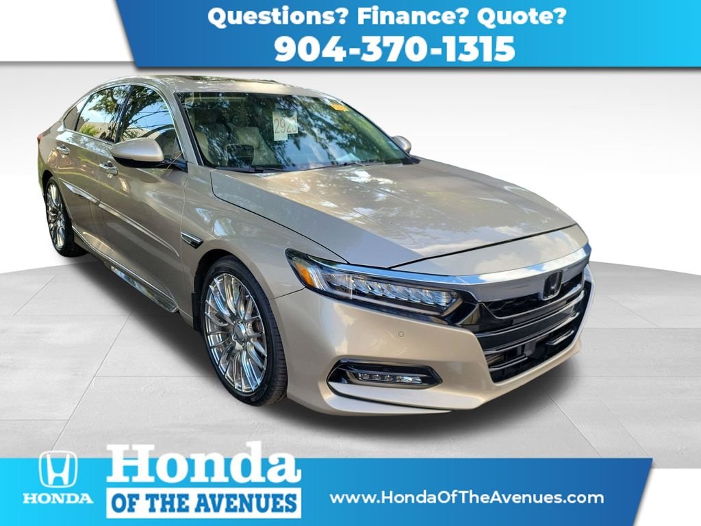 2018 Honda Accord 1.5T Touring Auto's photo