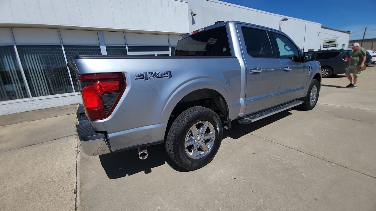 Used 2025  Ford XLT image 8