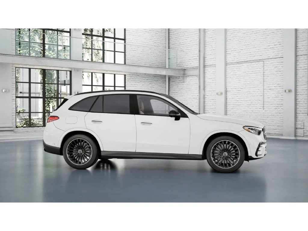 New 2027 White Mercedes-Benz GLC 300 image 15