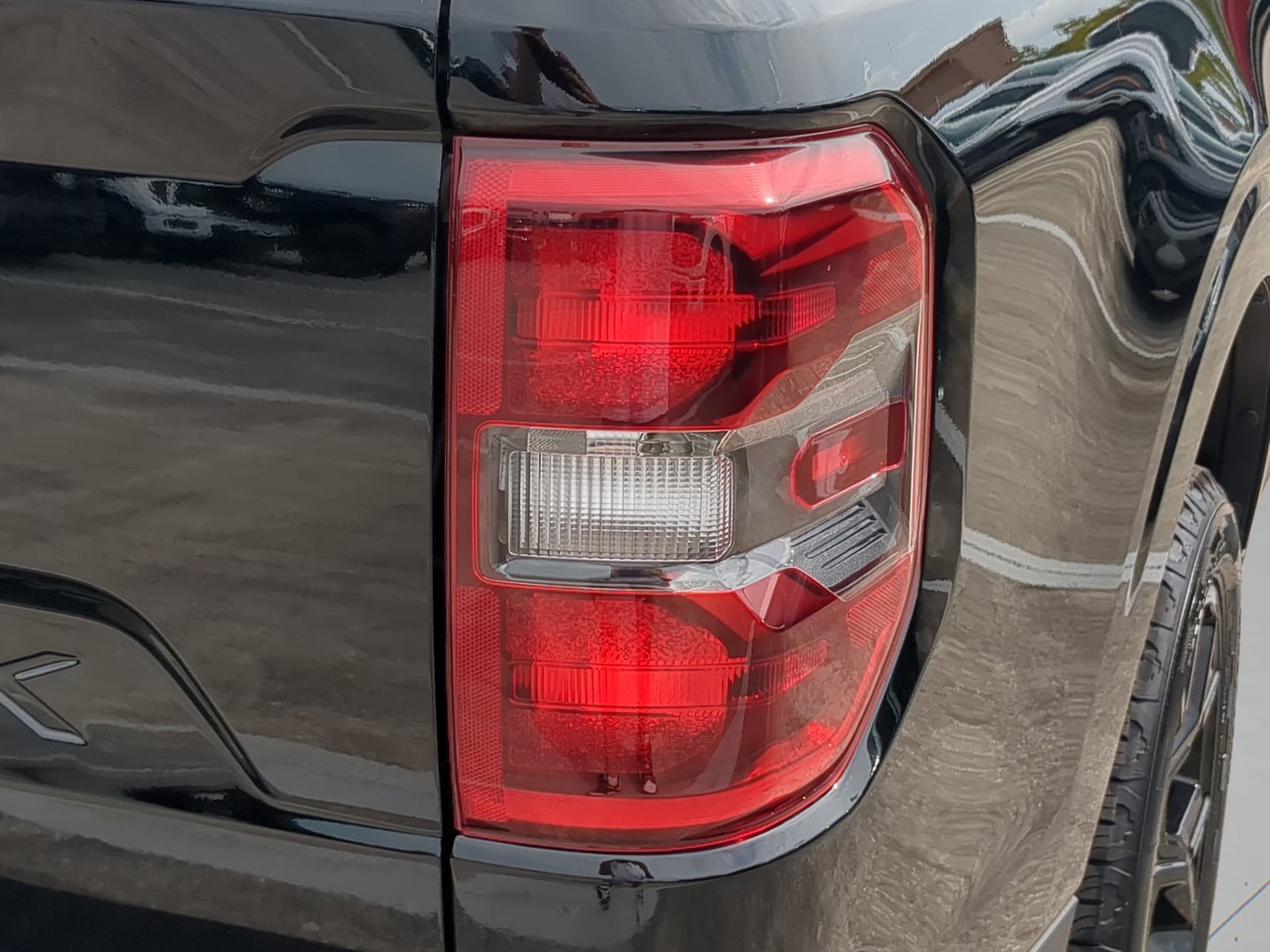 2025 Ford Maverick XLT - Photo 54