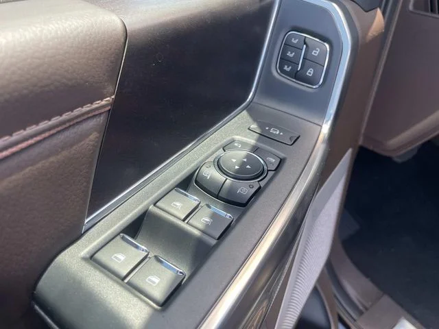 New 2025 Agate Black Metallic Ford King Ranch image 19