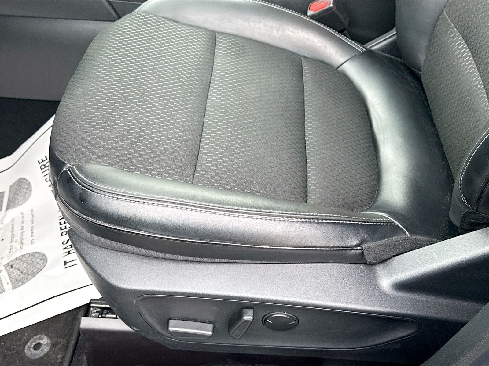 2025 Ford Escape Plug-in hybrid PHEV - Photo 19