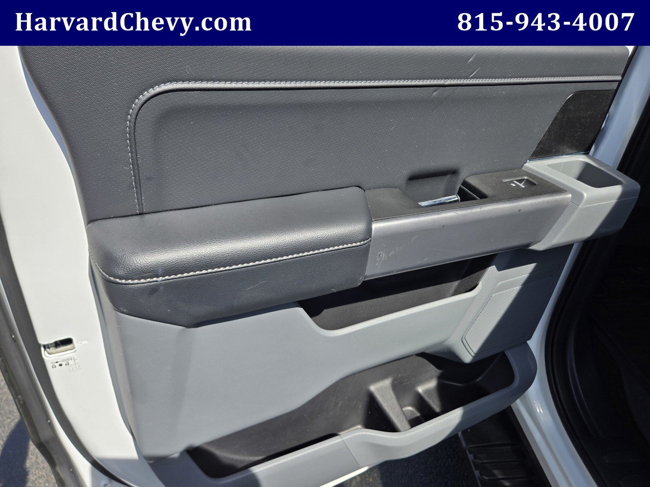 Used 2022 White Ford XL image 33