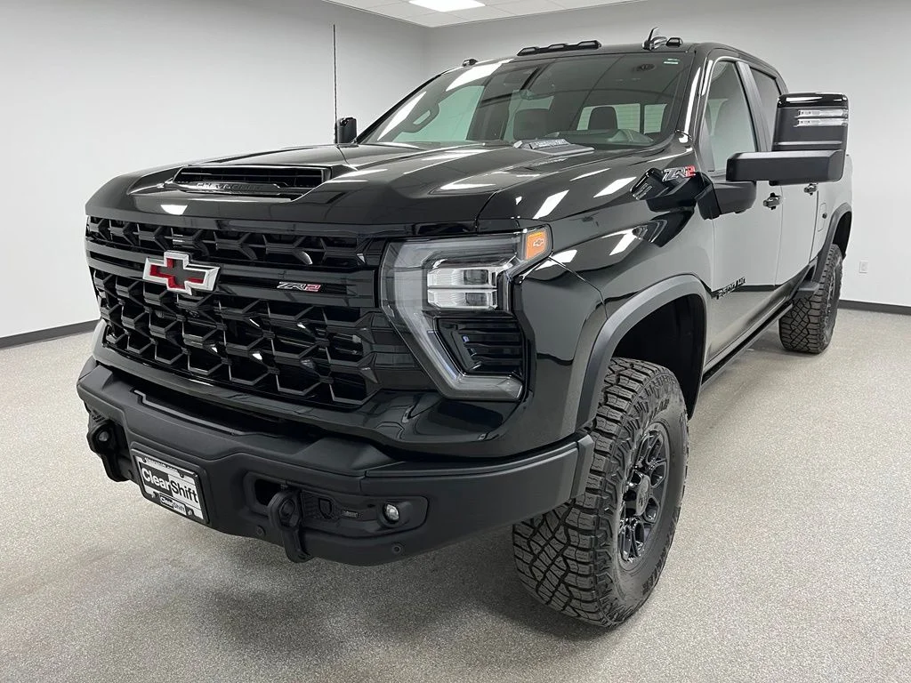 Used 2025 Black Chevrolet ZR2 image 4