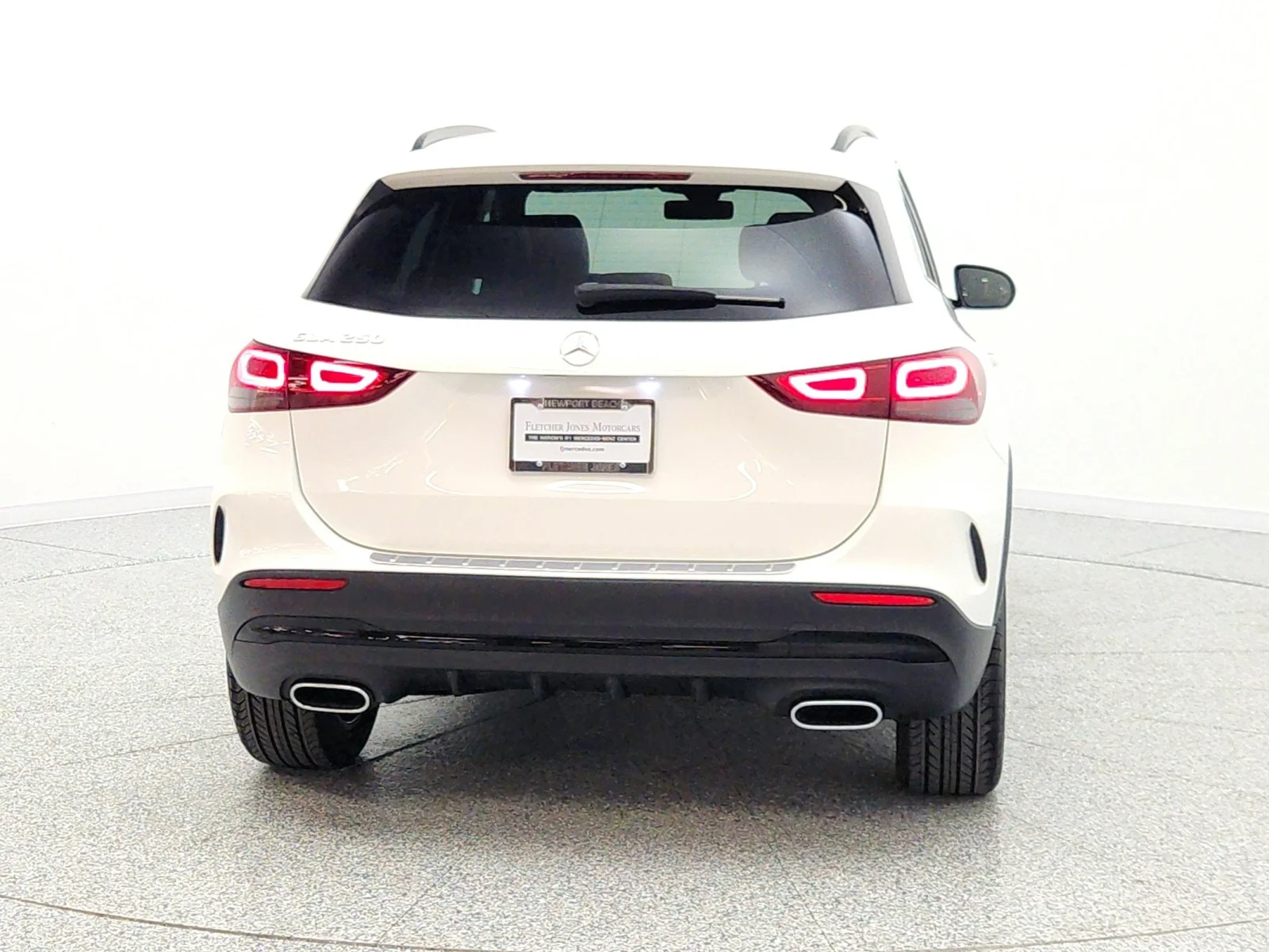 Used 2023 Polar White Mercedes-Benz GLA 250 SUV image 6