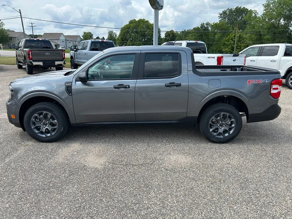 New 2026 Carbonized Gray Metallic Ford XLT image 4