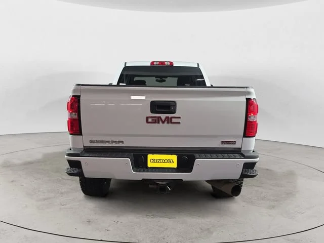 Used 2018 SUMMIT WHITE GMC SLT image 4