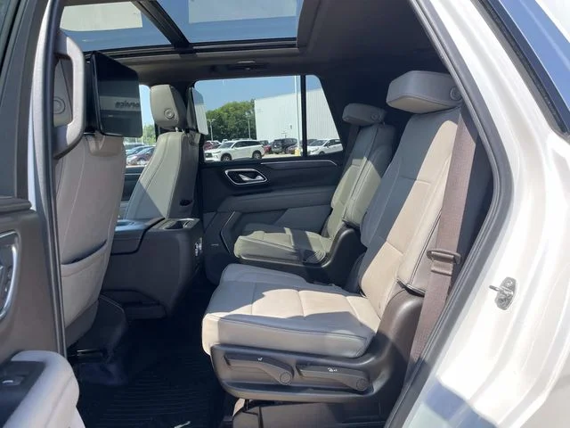 Used 2021 White GMC SLT image 10