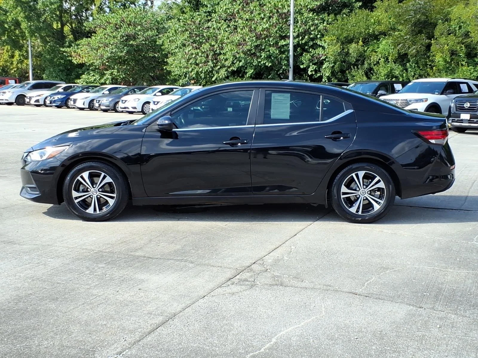 Used 2021 Super Black Nissan SV image 3