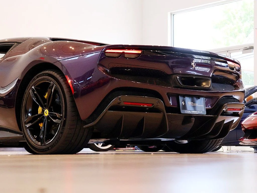Certified Used 2025 Viola Hong Kong Ferrari  image 102