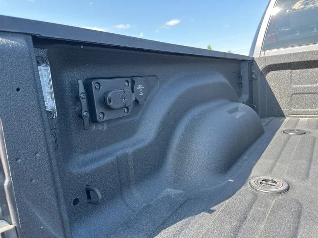 2025 RAM 2500 Tradesman - Photo 16