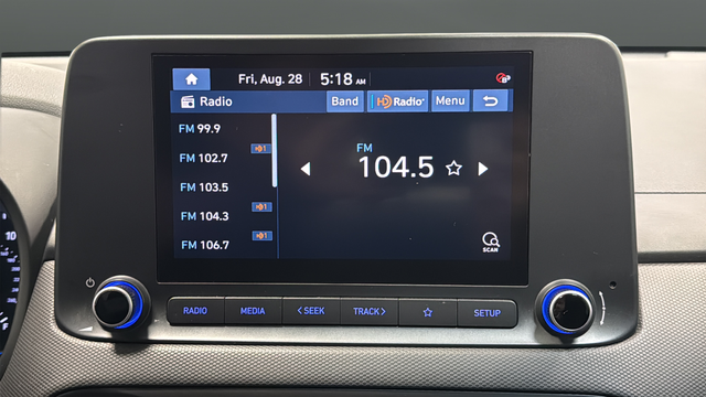 Used 2023 Ultra Black Pearl Hyundai SEL image 14