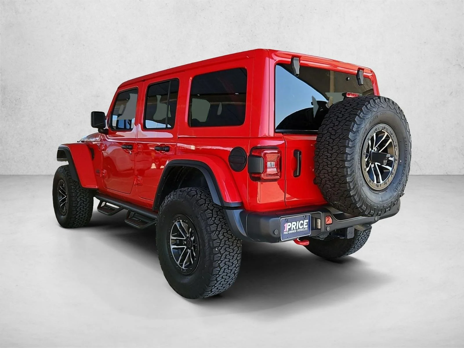 Used 2025 Firecracker Red Clearcoat Jeep Rubicon X image 7