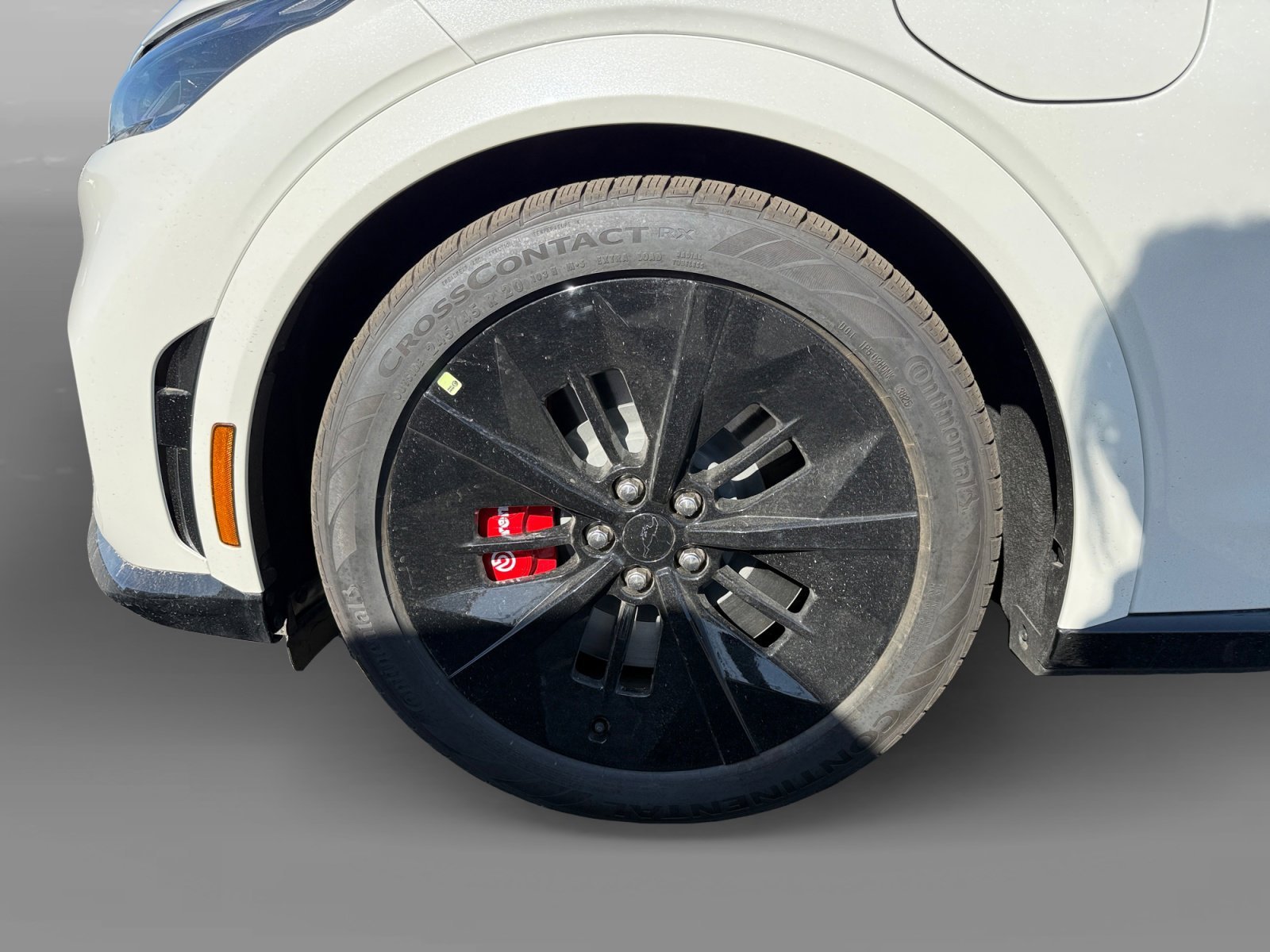 New 2026 Star White Metallic Tri-Coat Ford GT image 9