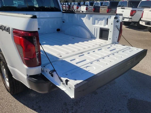 New 2026 Oxford White Ford XL image 10