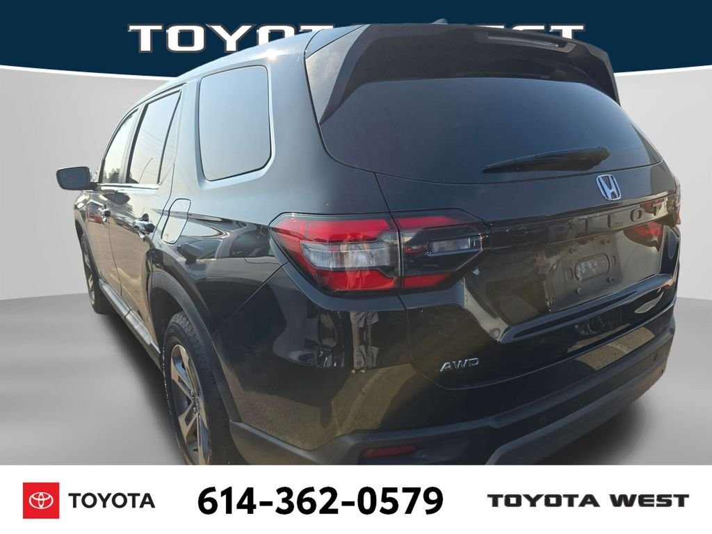 Used 2023 Black Honda EX-L image 5