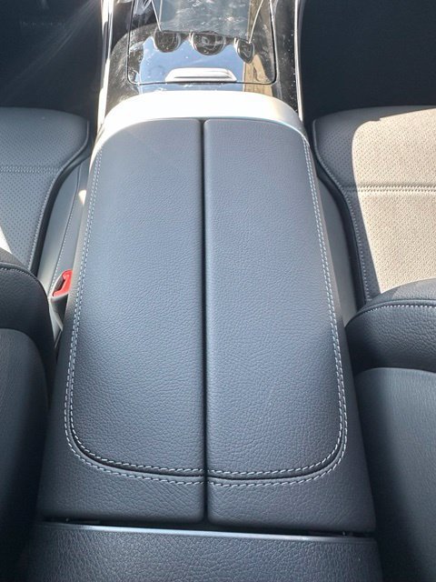 New 2027 Obsidian Black Metallic Mercedes-Benz GLC 300 image 71